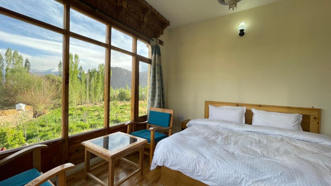 The Willow House Leh Kültér fotó